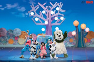 ワンワンに会える！ 大人気ステージショー「ワンワンわんだーらんど