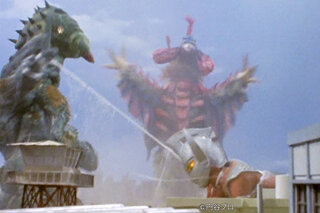 7月27日 ウルトラマンタロウ バードン＆ケムジラの2大怪獣が
