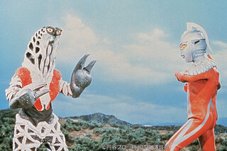ウルトラセブン　ウルトラマン　ゴドラ星人登場　スペル星人掲載　EP　レコード ウルトラセブン 12話 スペル星人 カラーイラスト 2点掲載 エルム