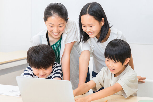 「マイクラ」好きの小学生に爆売れ中！　まいぜん・ドズル社・ちろぴの・カラピチ　児童書・学習本が売れる本当の理由を担当編集者が明かす