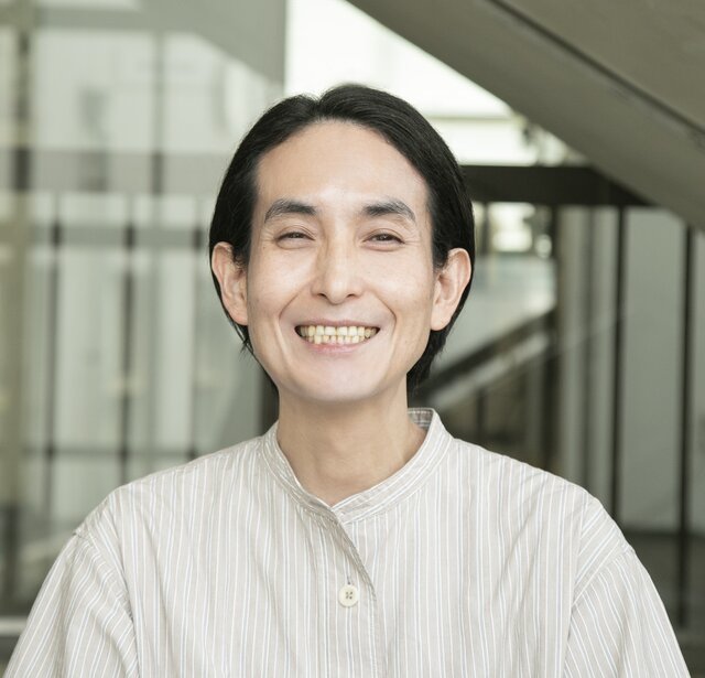 矢部太郎が繰り返し伝えてきた「他者の評価が全てじゃない」というメッセージ