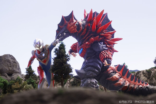 ９月17日 ウルトラマンデッカー　人間が怪獣をコントロール!? ネオメガスが暴走！