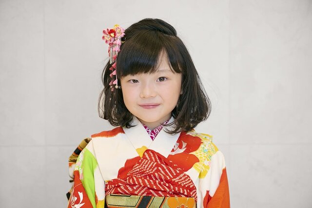 【わかりやすい動画付き】不器用ママも安心! 一番簡単な七五三ヘアをスタイリストが伝授! 7歳ボブを格上げする「キュルリんBob」