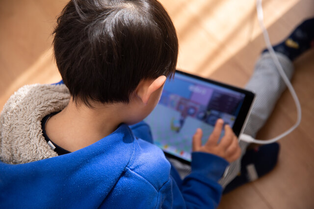 【生成AI】とのおしゃべりは、子どもにとって毒か薬か?〔2児の父親である言語学者が解説〕