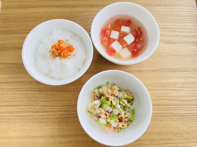 【離乳食後期（カミカミ期）】の量と「３回食」スケジュール　「手づかみ食べ」の始め方を専門家が伝授