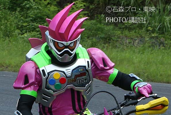 祝・10周年！　仮面ライダーエグゼイド 縦横無尽なパワーアップ形態に驚け！