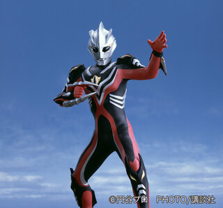 ウルトラマンネクサス ダークメフィスト 1月8日 ネクサス 悪魔のウルトラマン？ ダークメフィスト出現