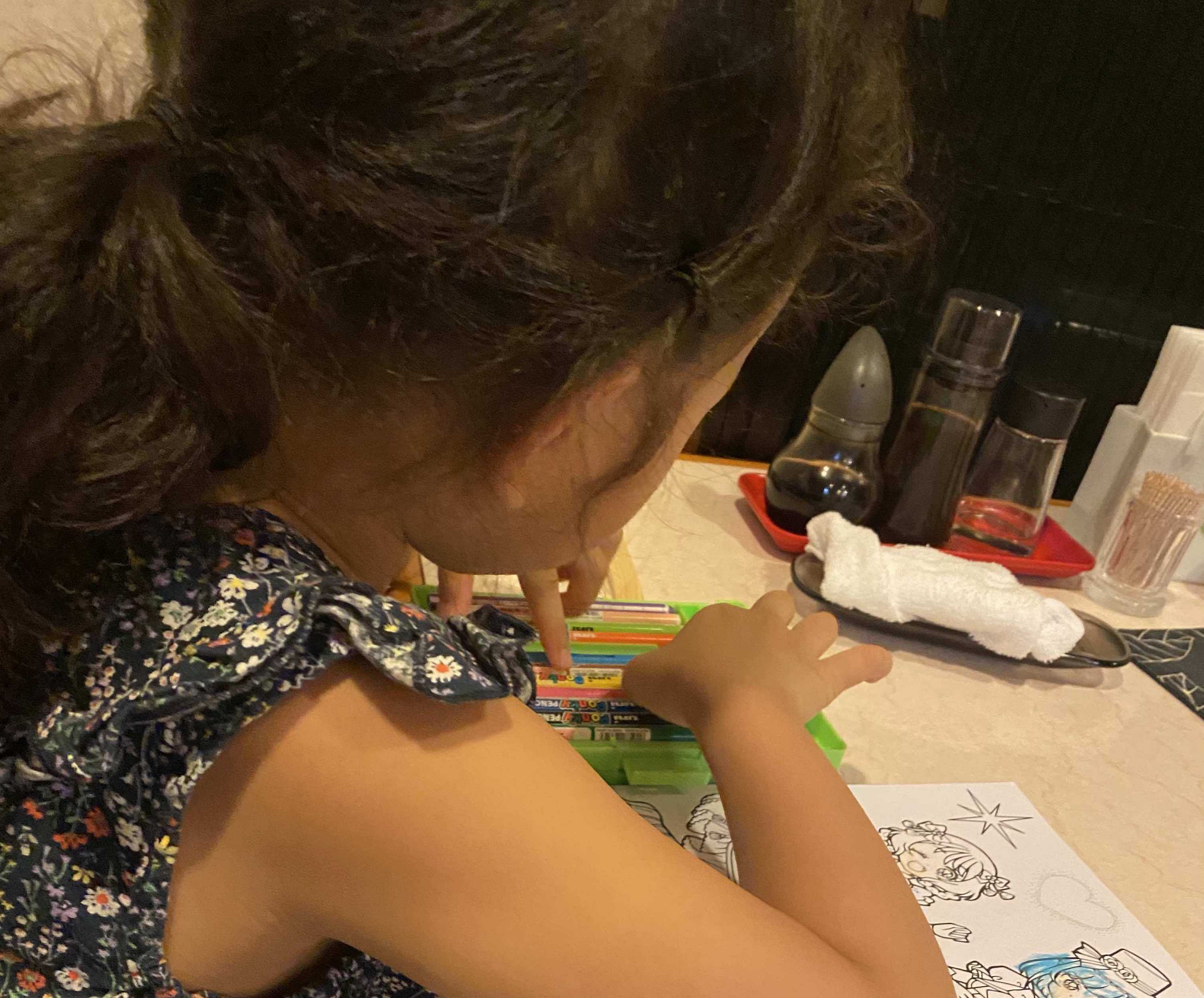 子どもが夢中になる本 パパママに聞いた外出先で役立つ４大ジャンルとは コクリコ Cocreco