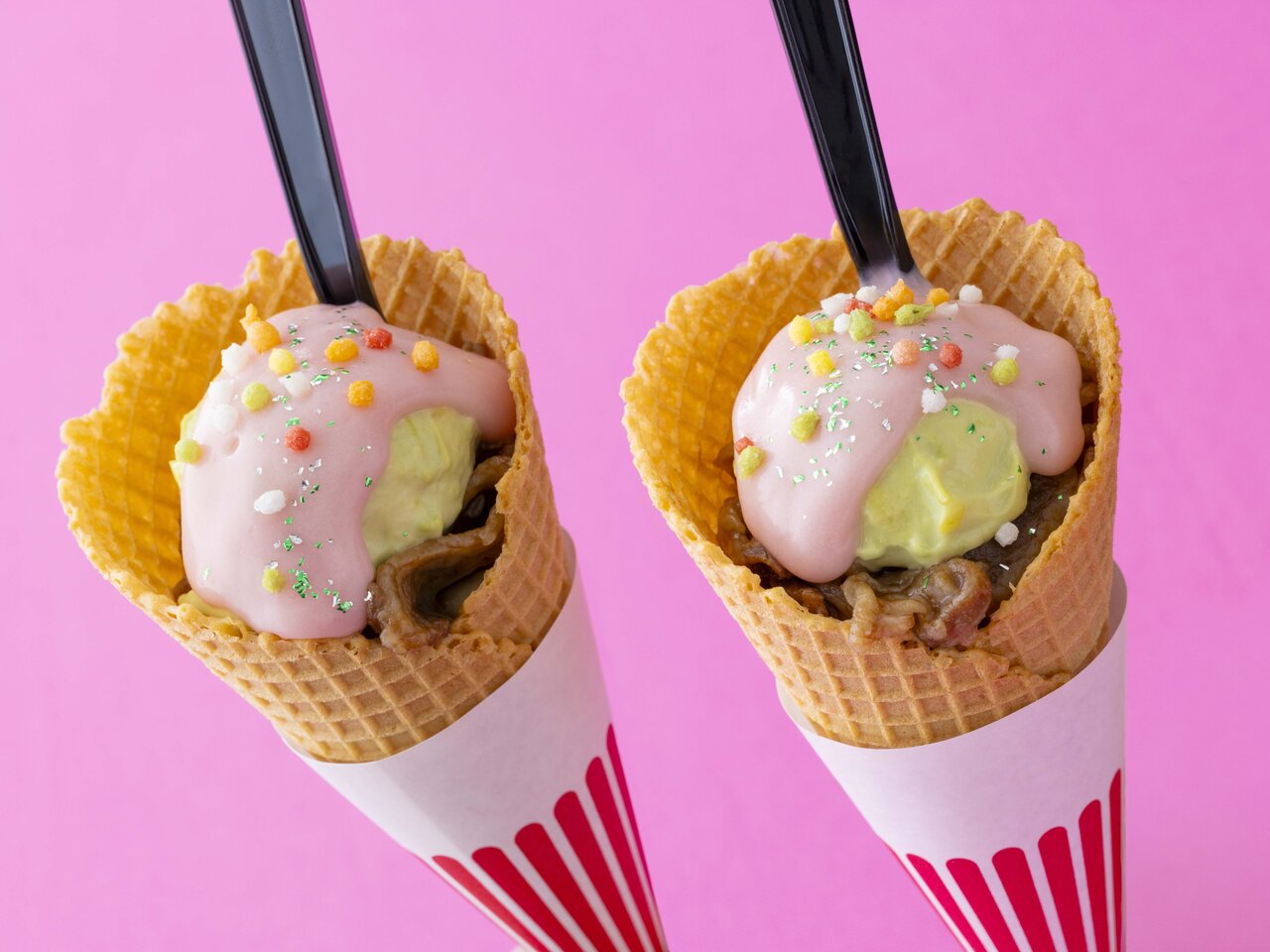 牛カルビコーン（アボカドマヨネーズ＆マッシュポテト）