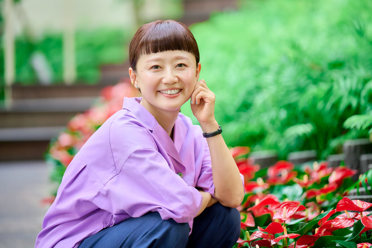 作家の松素めぐりさん
