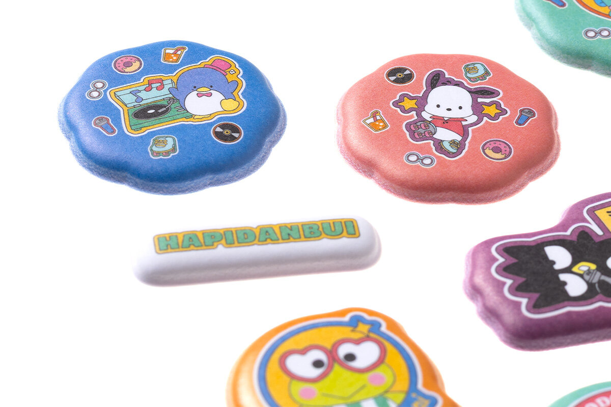 『サンリオキャラクターズ　ぷっくりシールいっぱいＢＯＯＫ』はぴだんぶいシール