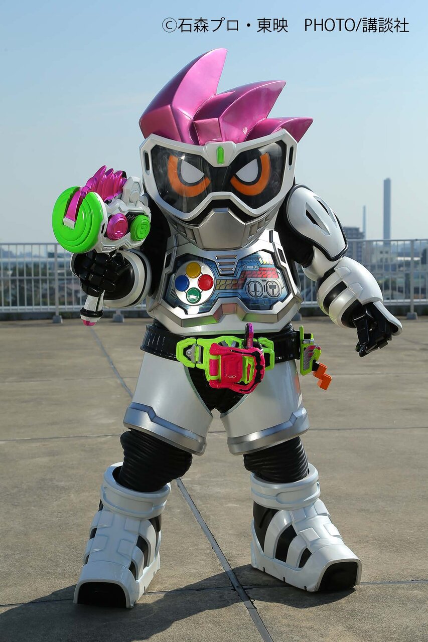 仮面ライダーエグゼイドＬＶ１。その姿からは想像できない...